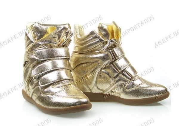 Sneaker Dourado