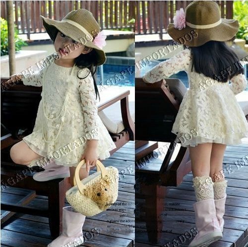 Vestido de Renda Manga Longa